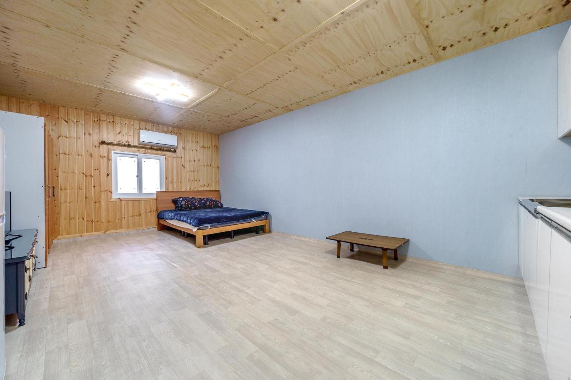 Goseong Jjun Camping Pension Goseong (Gangwon) Phòng bức ảnh