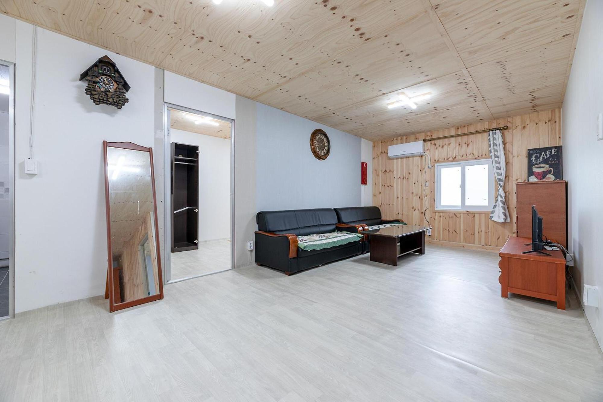 Goseong Jjun Camping Pension Goseong (Gangwon) Phòng bức ảnh