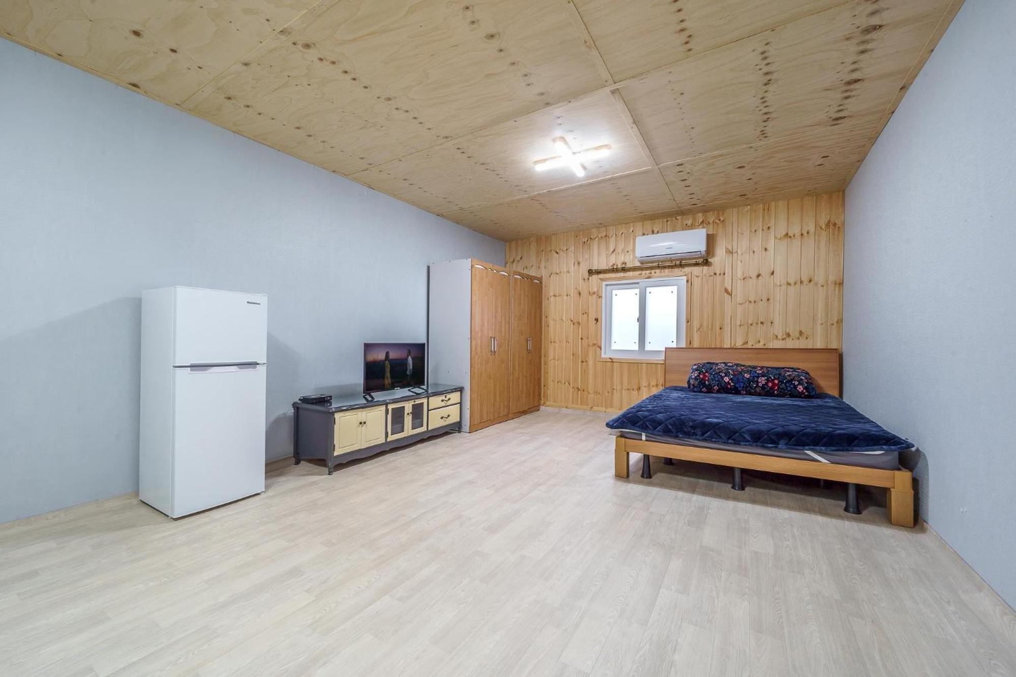 Goseong Jjun Camping Pension Goseong (Gangwon) Phòng bức ảnh