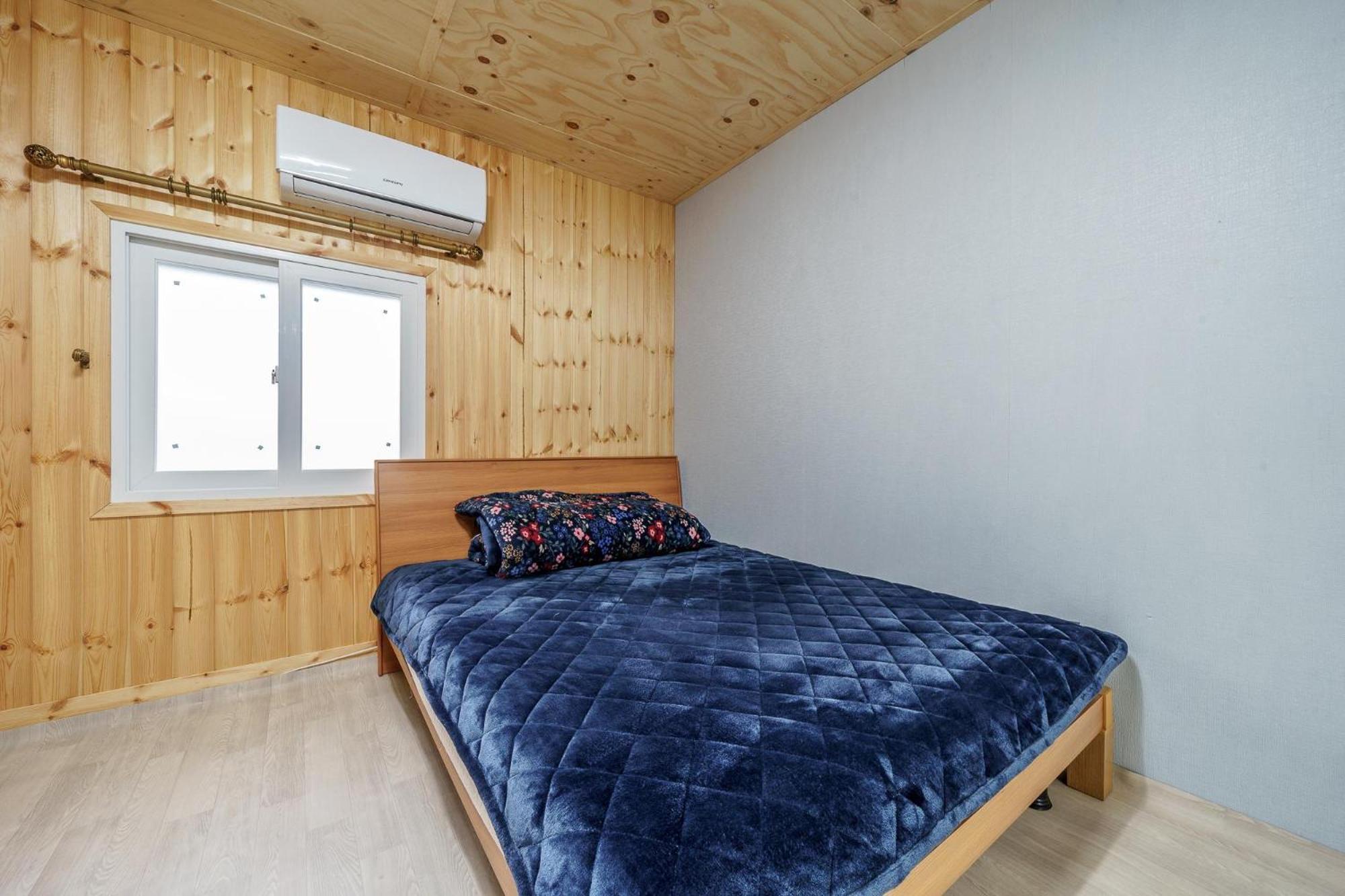 Goseong Jjun Camping Pension Goseong (Gangwon) Phòng bức ảnh